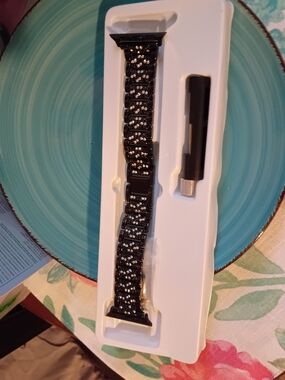 YNS Generic Black Sparkle Crystal Link Smartwatch Band
